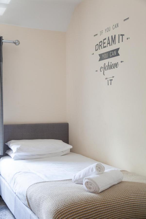 Hereford - Mayflower Coach House, Modern 2 Bedroom Property With Parking, Located South Of Hereford City, Suitable For Small Family, Couple Or Contractors - Sleeps Up To 5 Guests - Hosted By Rentmyhouse Ngoại thất bức ảnh