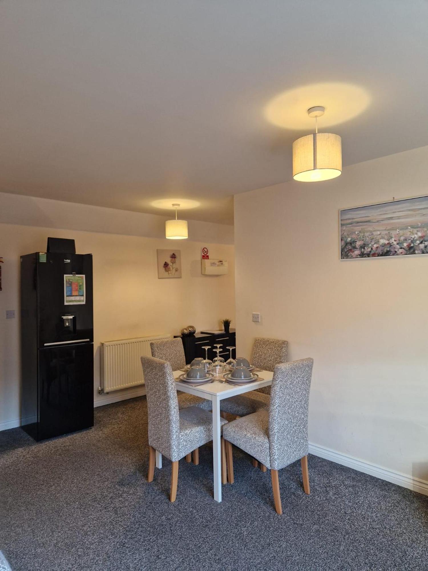 Hereford - Mayflower Coach House, Modern 2 Bedroom Property With Parking, Located South Of Hereford City, Suitable For Small Family, Couple Or Contractors - Sleeps Up To 5 Guests - Hosted By Rentmyhouse Ngoại thất bức ảnh