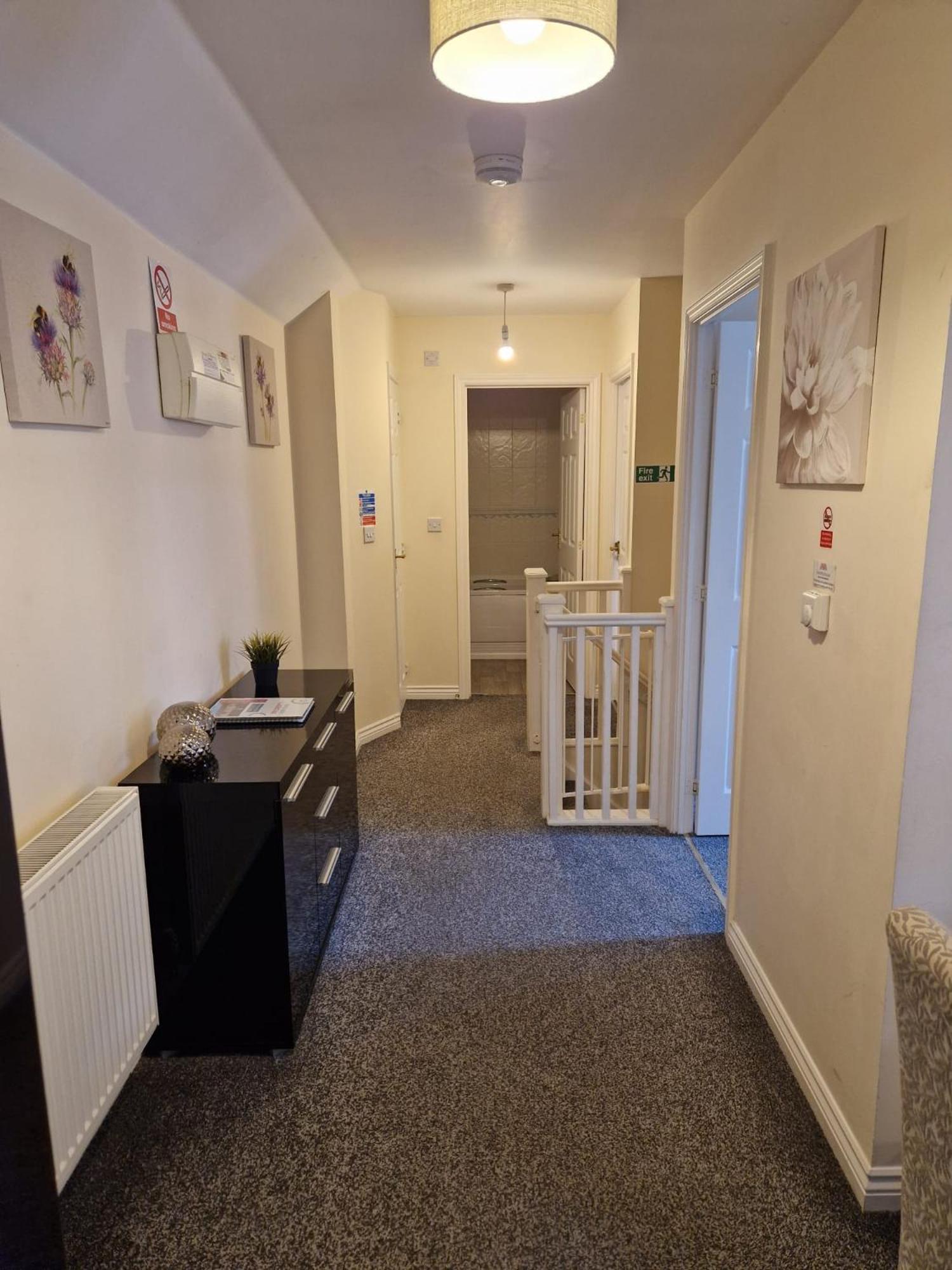 Hereford - Mayflower Coach House, Modern 2 Bedroom Property With Parking, Located South Of Hereford City, Suitable For Small Family, Couple Or Contractors - Sleeps Up To 5 Guests - Hosted By Rentmyhouse Ngoại thất bức ảnh